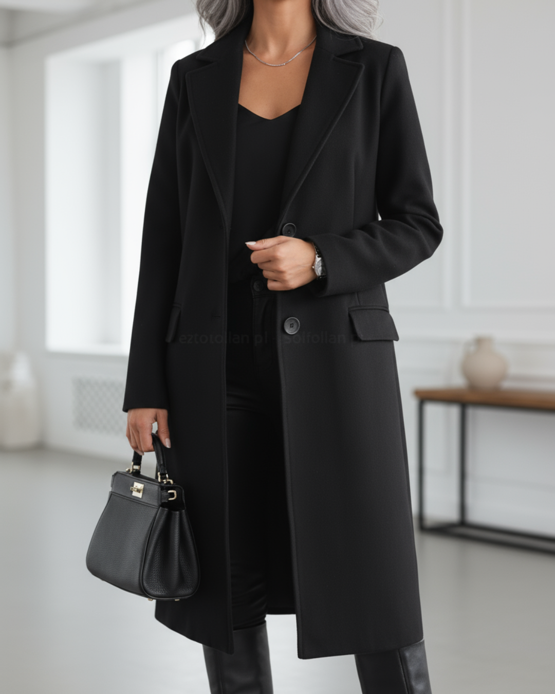 Judith | Sophisticated Long Wool Coat