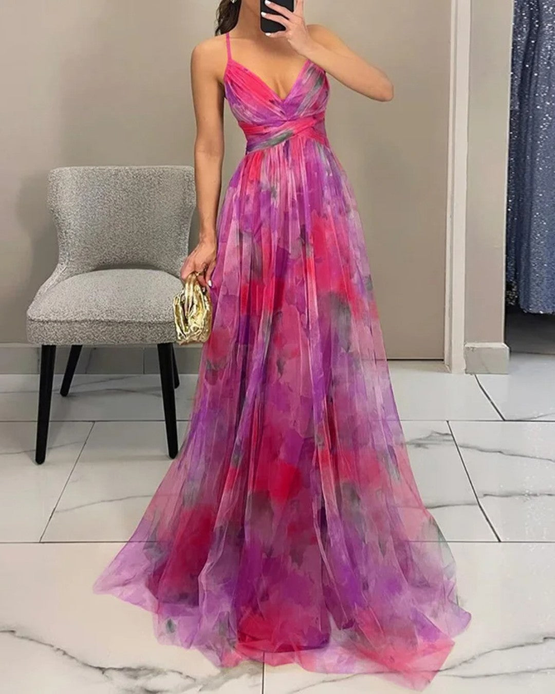 Giselle - Charming Floral Maxi Dress